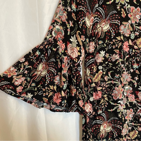 H&M Women’s Black Pink Floral Mini Dress 3/4 Flare Sleeve Size 10 - Picture 6 of 13